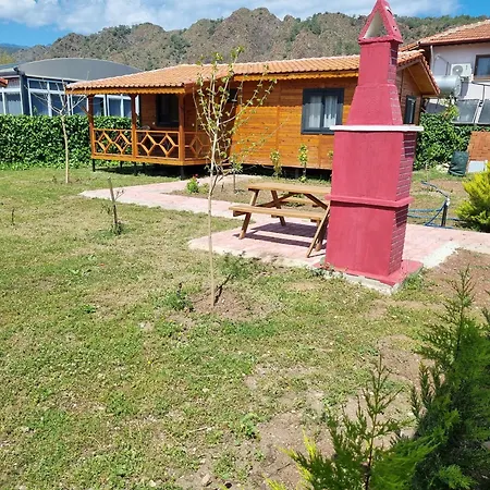 Ugur Pansiyon Bungalows